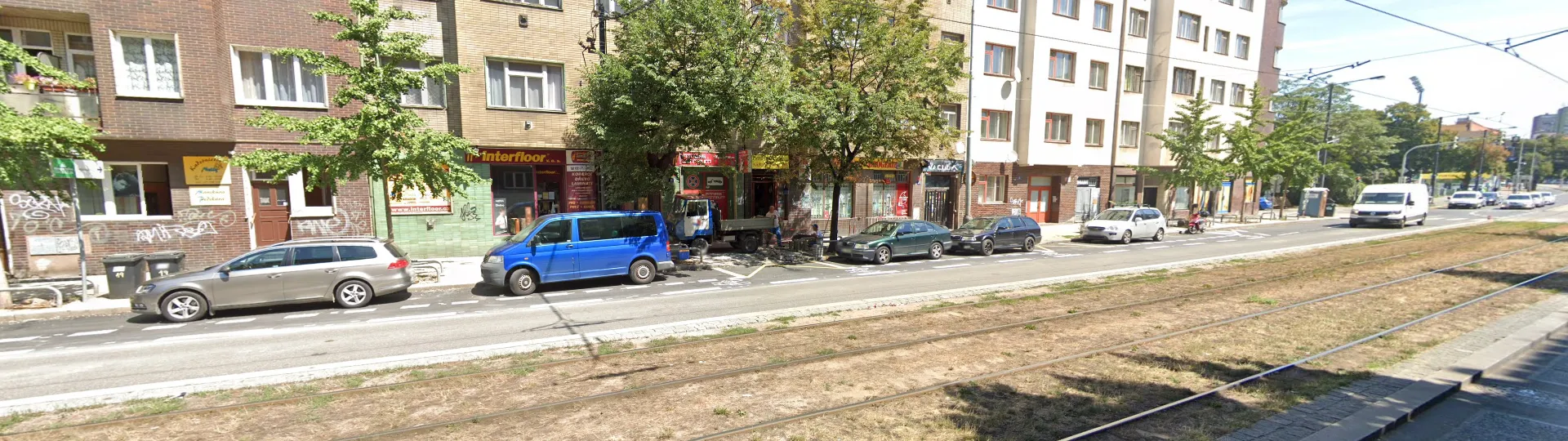 Prodejna INTERFLOOR v.o.s. ve Vršovické ulici v Praze